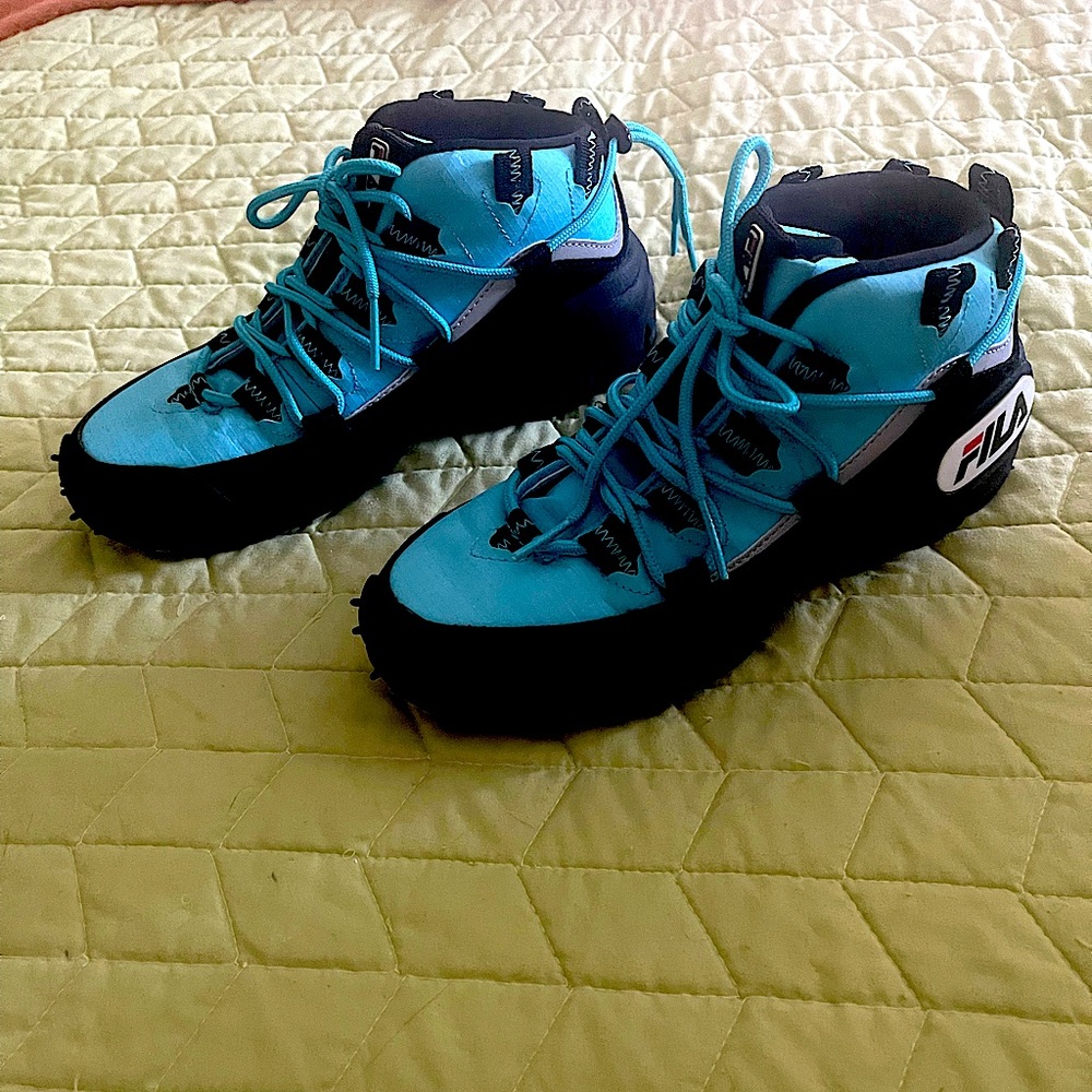 Fila Grant Hill 1 X Trailpacer Womens hiking Shoes , Size 7.5